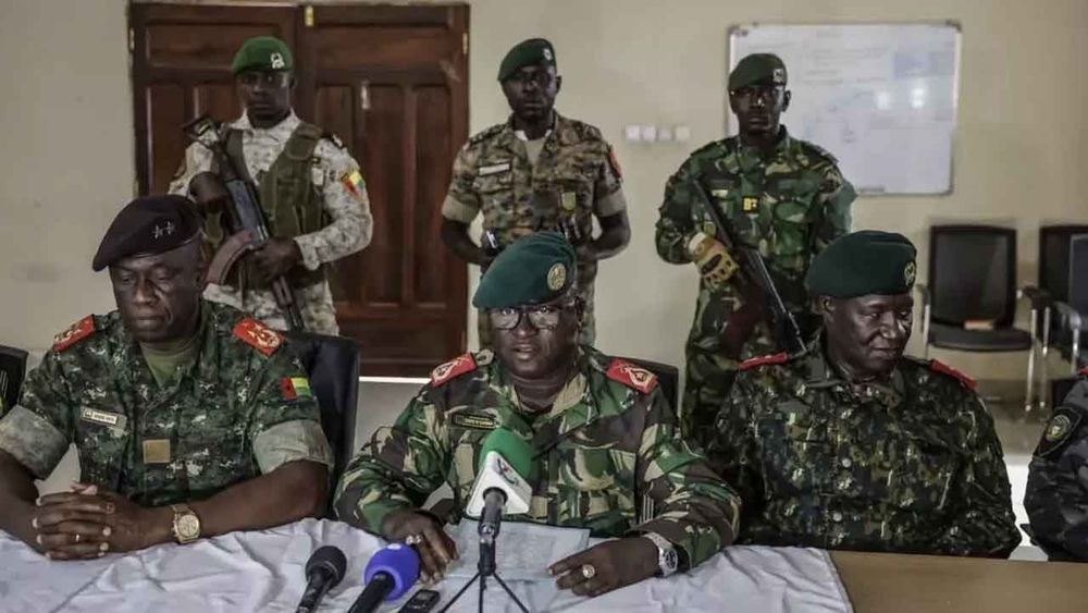 Gine Bissau’da bir grup asker, ülkede kontrolü ele aldıklarını açıkladı