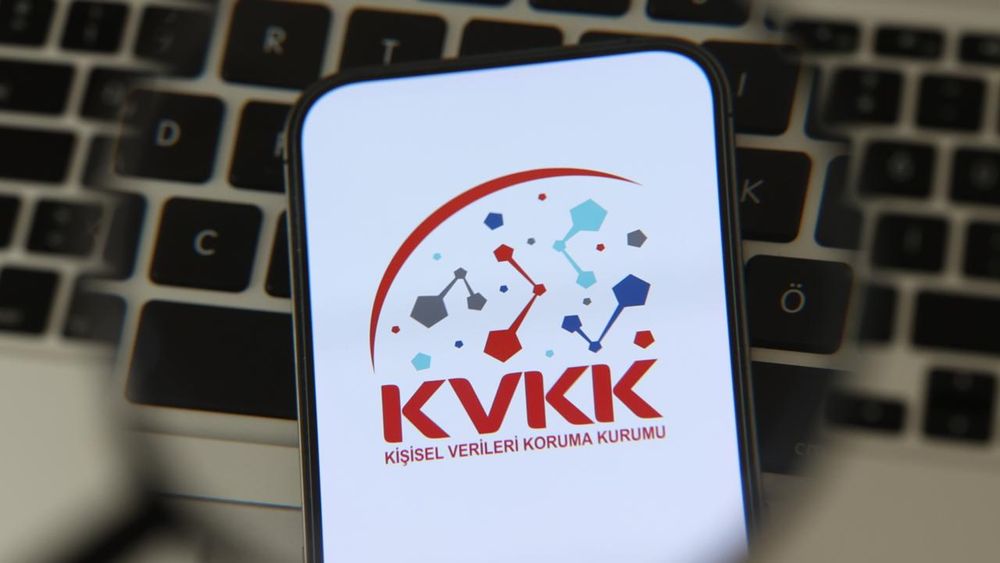 Kişisel Verileri Koruma Kurumu çocuklar için düğmeye bastı: Sosyal medya platformlarına inceleme
