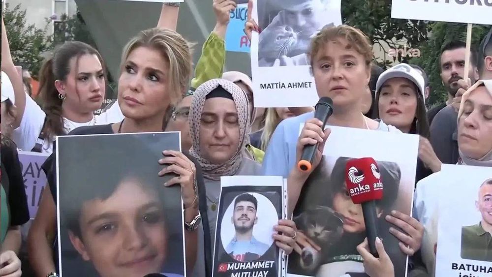 Tehdit edilen Ahmet Minguzzi’nin annesi eylemine son verdi