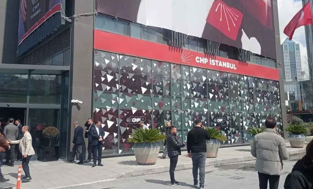 Aklı olan kamyondan atlar