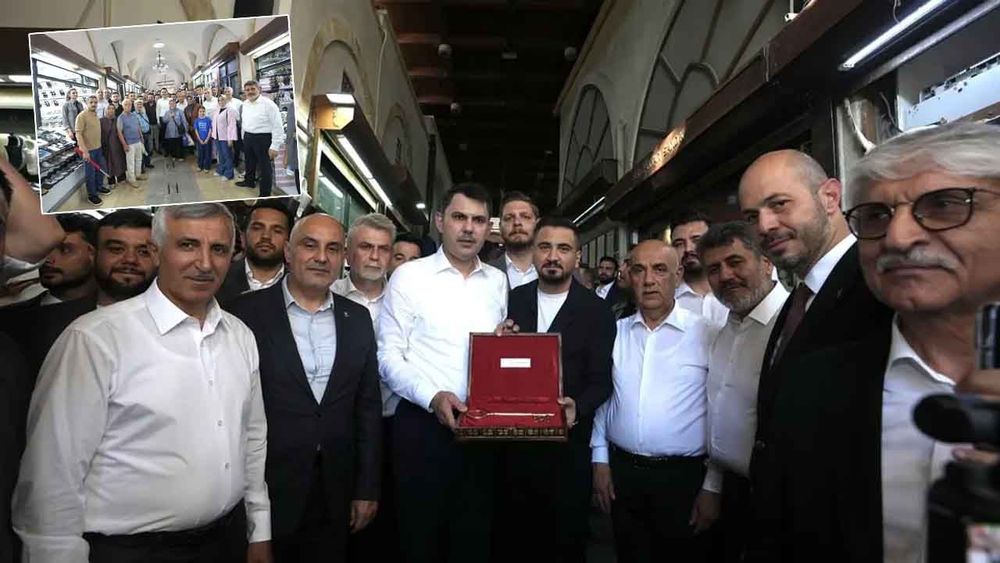 Bakan Kurum, yeniden inşa edilen Kapalı Çarşı'nın açılışını yaptı