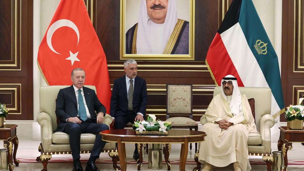 Cumhurbaşkanı Erdoğan’ın Körfez turunda ilk durak Kuveyt: 4 anlaşma imzalandı