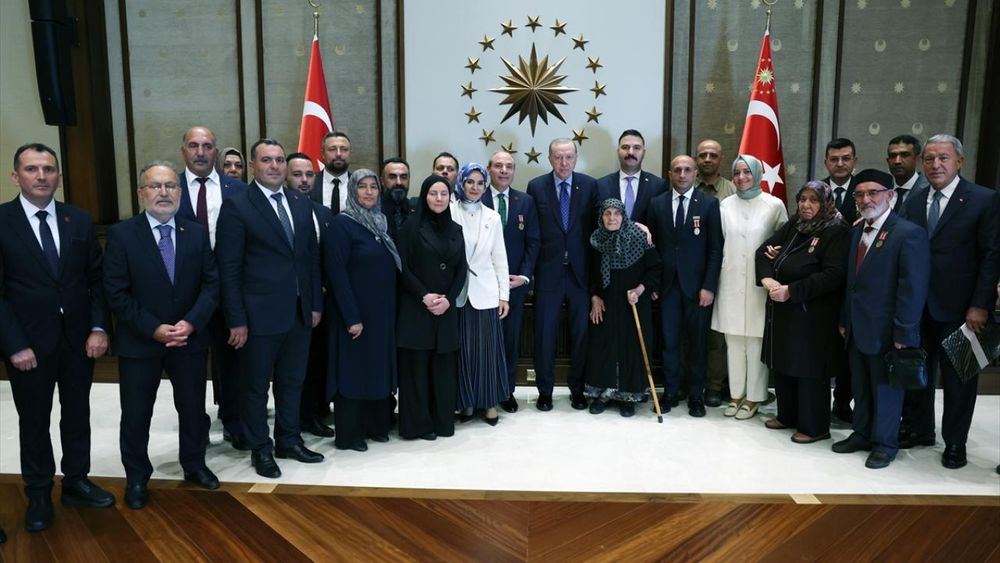 Cumhurbaşkanı Erdoğan, şehit aileleriyle bir araya geldi