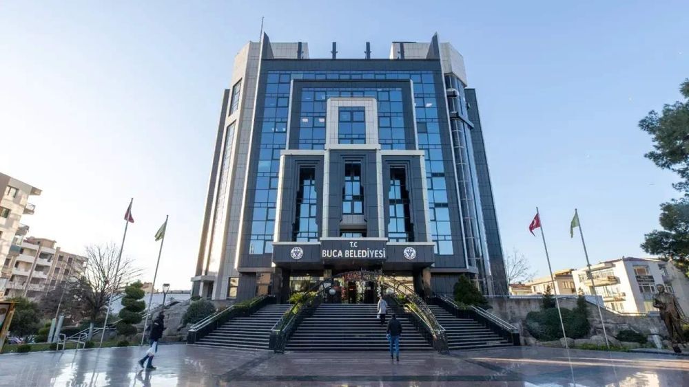 CHP'li Buca Belediyesi'ne rüşvet operasyonu