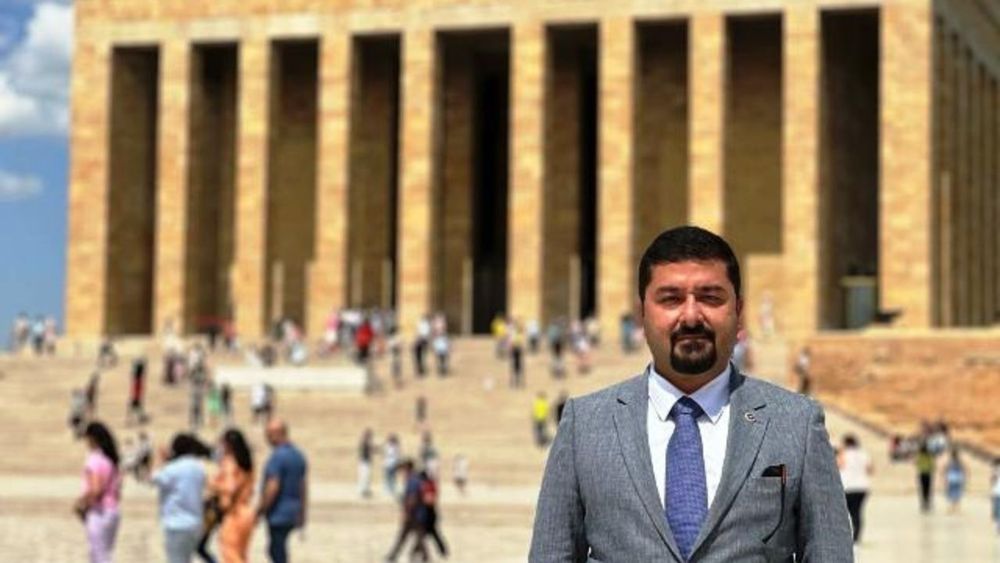 İşret aleminde bir kadını taciz edip dayak yiyen Edirne Milletvekili Ahmet Baran Yazgan CHP'den ihraç edilecek