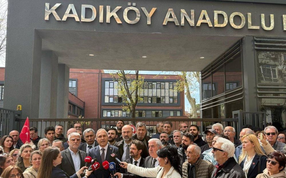 CHP çocukların arkasına saklanıyor