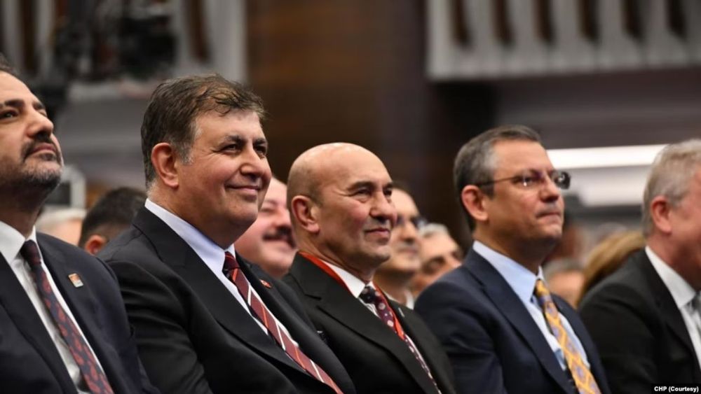 CHP'nin İzmir teşkilatında yaşanan iç savaştan notlar