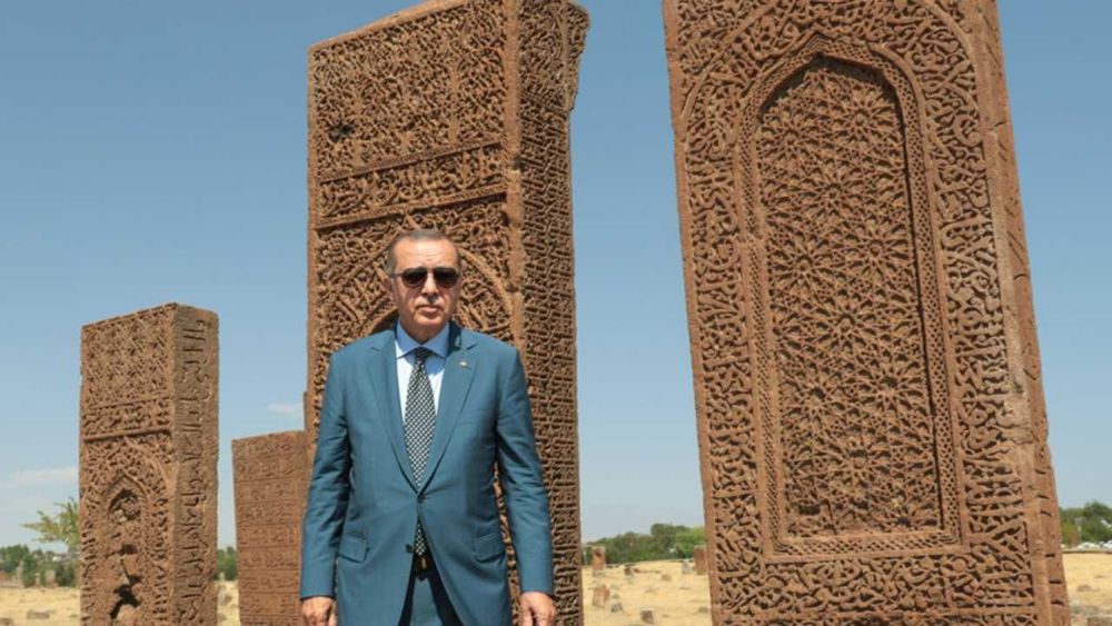 Malazgirt Zaferi'nin 954'üncü yıl dönümünde Başkan Erdoğan kabineyi Ahlat'ta toplayacak