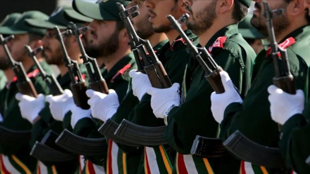  AB, İran Devrim Muhafızları Ordusunu terör listesine aldı