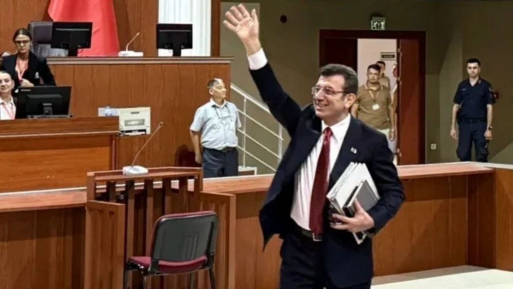 Yücel Koç: Ekrem şovu bu millete TRT’den canlı mı izleteceksiniz