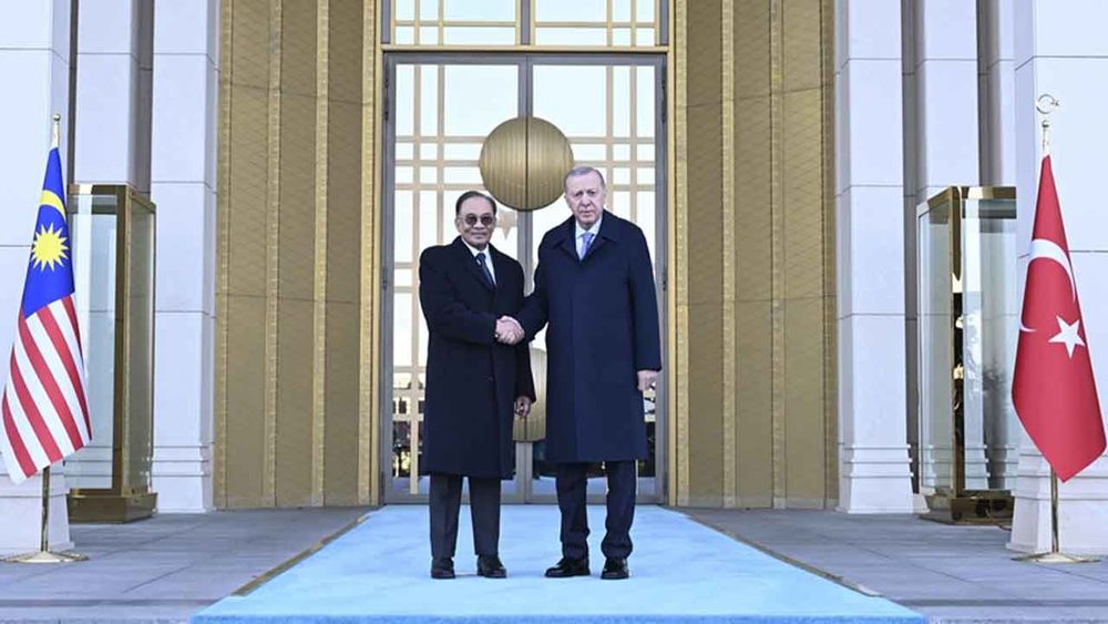 Cumhurbaşkanı Erdoğan, Malezya Başbakanı Enver İbrahim’i Beştepe’de resmi törenle karşıladı