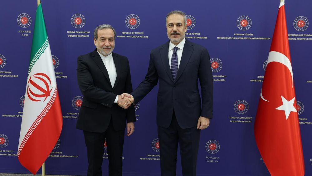 Bakan Fidan ile Erakçi telefonda görüştü: Hava sahası ihlali kabul edilemez