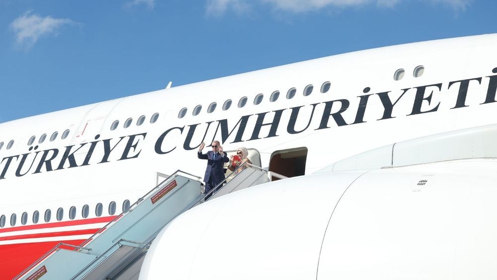 Cumhurbaşkanı Erdoğan'dan Özgür Özel'e Trump Cevabı: Sağır Duymaz Uydurur