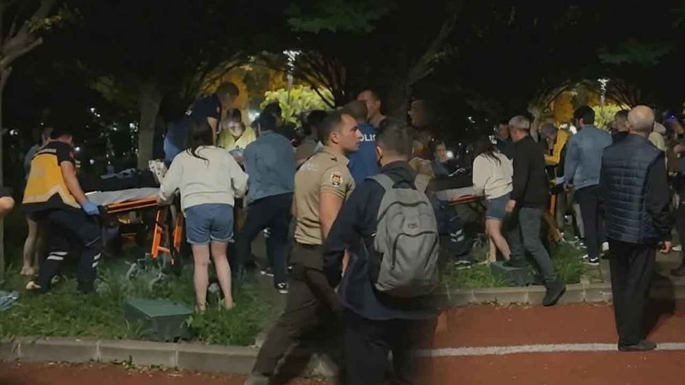 Ankara Etimesgut’ta parkta bıçaklı kavga: 16 yaşındaki çocuk hayatını kaybetti