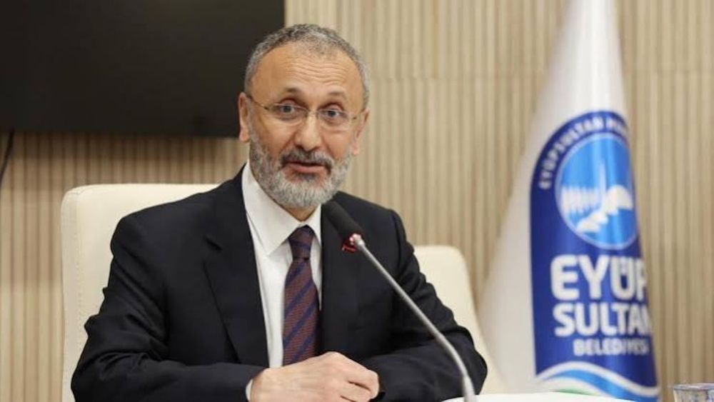 Eyüpsultan Belediye Başkanı Mithat Bülent Özmen yolsuzluktan tutuklandı