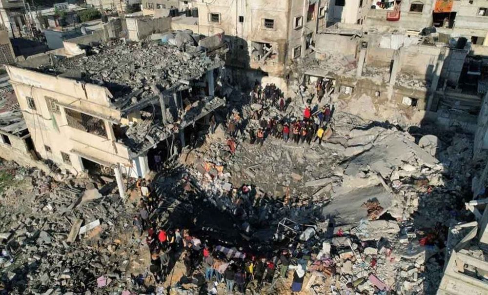 Terör devleti İsrail gece Gazze'yi bombardımana tuttu: 22 Filistinli şehit oldu