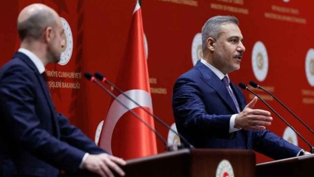 Hakan Fidan, Fransız mevkidaşıyla basın toplantısı düzenledi: Vize serbestisi öncelikli hedefimiz