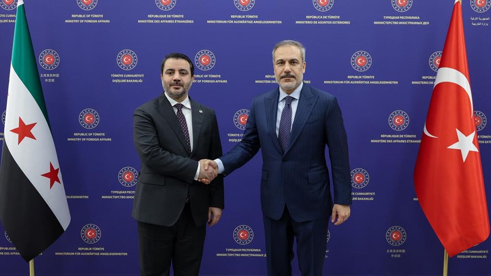 Hakan Fidan, Suriyeli mevkidaşı Esad Hasan Şeybani ile görüştü