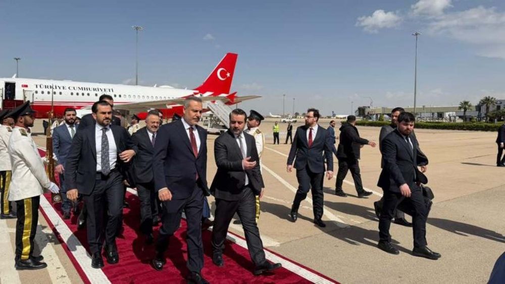 Hakan Fidan Suriye'de: Ahmed Şara ve Volodimir Zelenskiy ile görüşecek