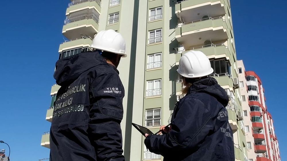 İstanbul'da deprem sonrası 15 bin 13 bina incelendi