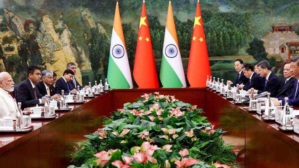 Hindistan-Çin sınırında gerilim tırmanıyor: Himalayalar askerî cepheye dönüştürülüyor