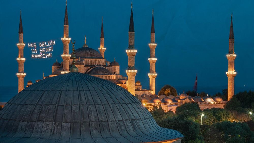 Üstad Necip Fazıl'ın kaleminden oruç bahsi: Bir ay iştihalara paydos