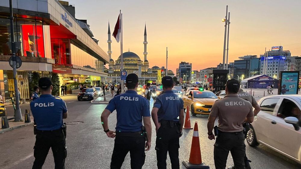 Huzur İstanbul uygulamasında 1102 kişiye gözaltı