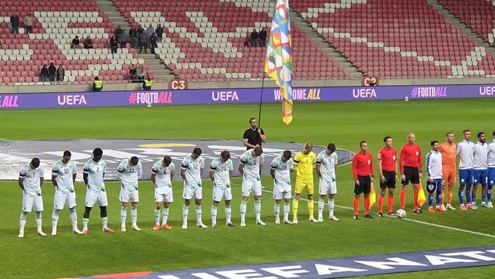 İrlanda futbol takımı İsrail’i protesto etti: Siyonistlerin marş