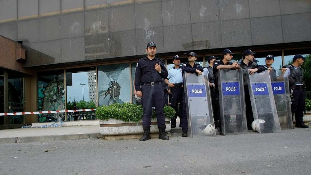 Beşiktaş'taki terör saldırısında gözaltı sayısı 10'a yükseldi
