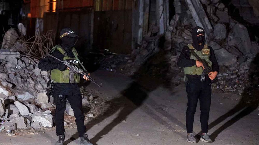 İsrail, Lübnan’a 10’dan fazla hava saldırısı düzenleyerek ateşkesi ihlal etti