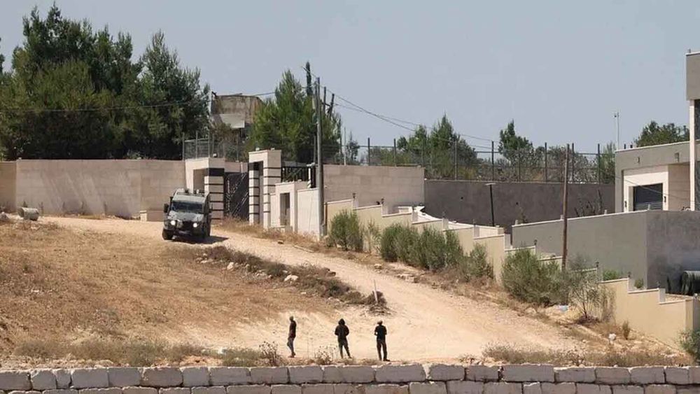 Batı Şeria’da 3 Filistinlinin evine yönelik kuşatma 10 gündür sürüyor