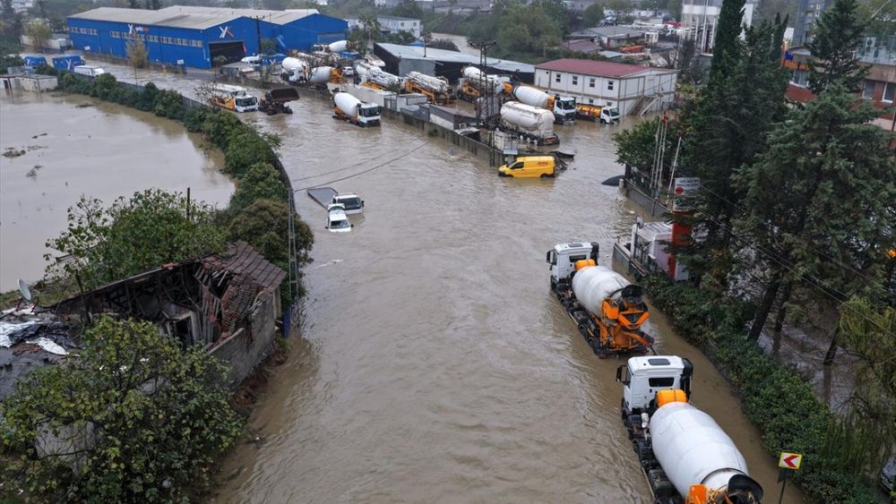 Meteoroloji’den 41 il için sağanak uyarısı: İstanbul’da sel riski sürüyor