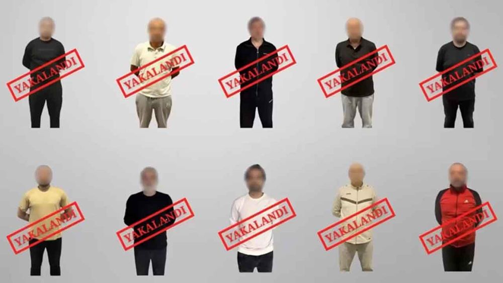 Kırmızı bültenle aranan 10 suçlu Türkiye’ye getirildi