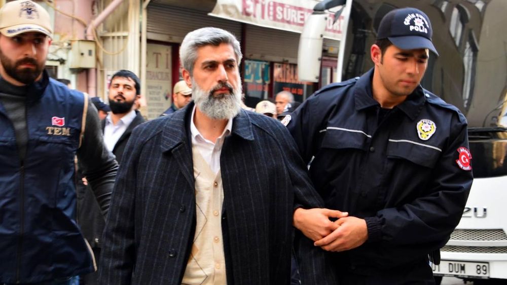 Alparslan Kuytul soruşturmasında 24 kişinin FETÖ ile irtibatlı olduğu tespit edildi