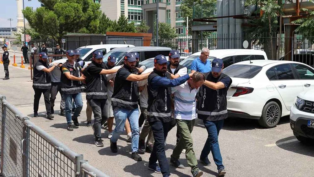 Yeni Parti Milletvekili Melih Meriç bıçaklanmıştı: 5 şüpheli adliyeye sevk edildi