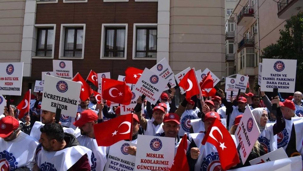 Memurlar bugün greve gidiyor