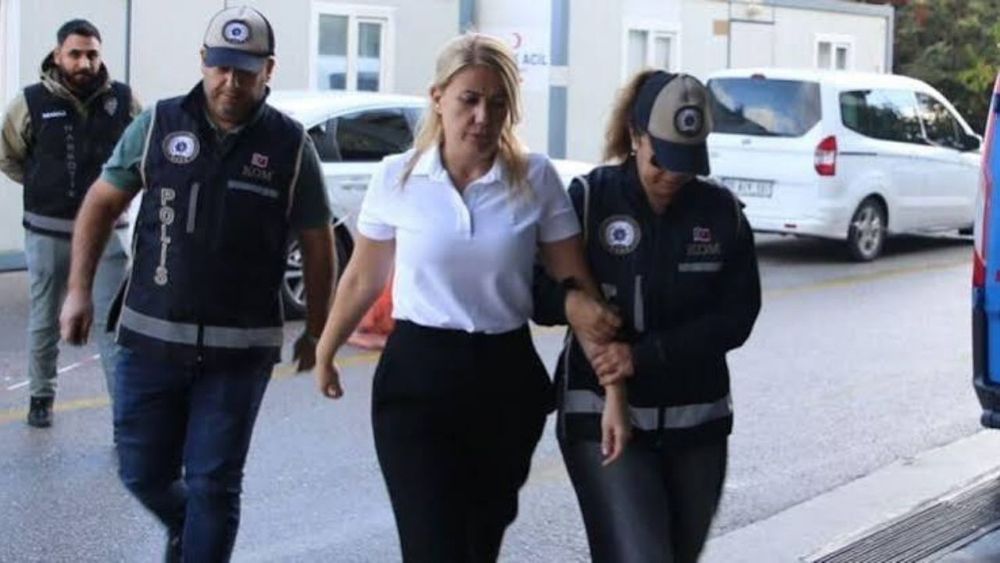 Merkezefendi Belediye Başkanı ve eşi yolsuzluktan tutuklandı
