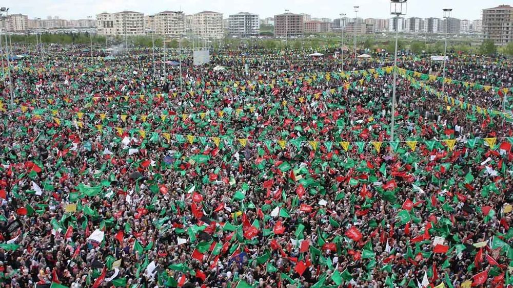 Ümmeti diriltecek unsur Hz. Muhammed’dir