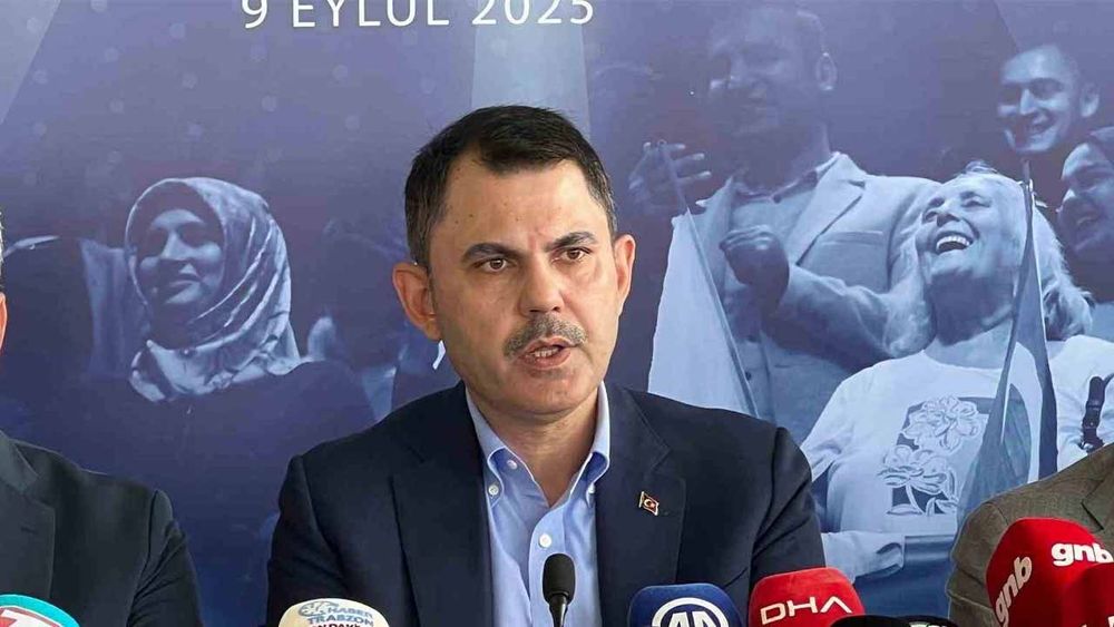 Bakan Kurum: Deprem bölgesinde yıl sonuna kadar evine girmeyen kimse kalmayacak