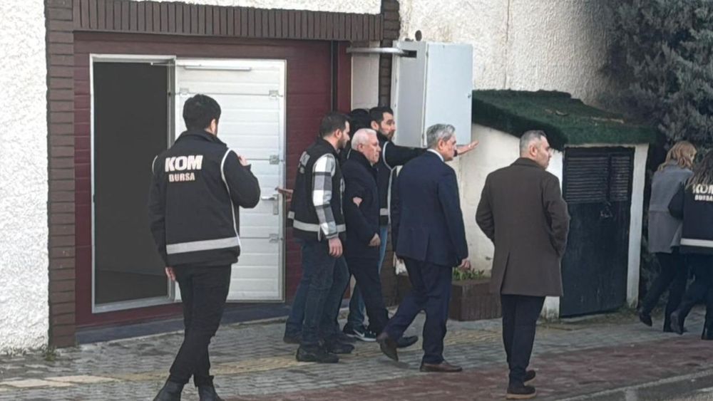 Bursa’daki yolsuzluk operasyonu: CHP’li Bozbey hakkında 402 yıla kadar hapis isteniyor