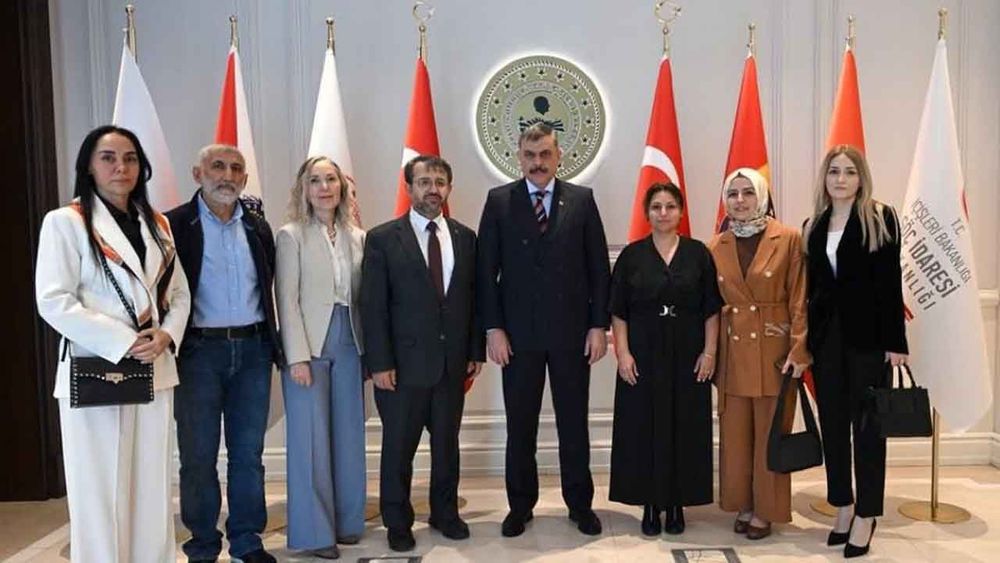 Bakan Çiftçi’den başıboş köpek açıklaması: Yılbaşına kadar hepsini barınağa toplatacağım!
