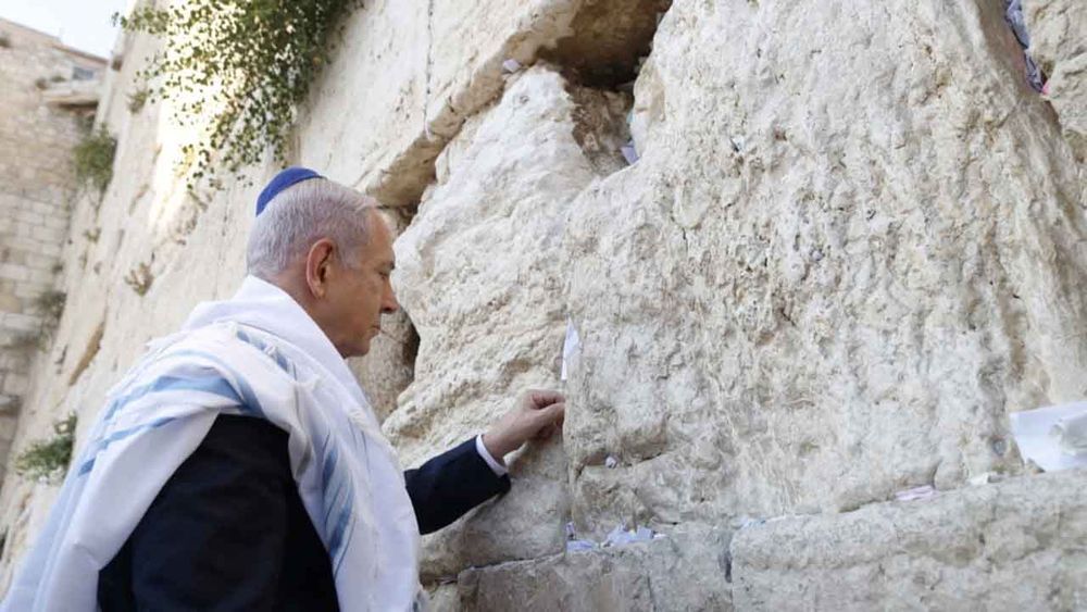 Terör lideri Netanyahu yolsuzluk için Cumhurbaşkanı Herzog’dan af talep etti