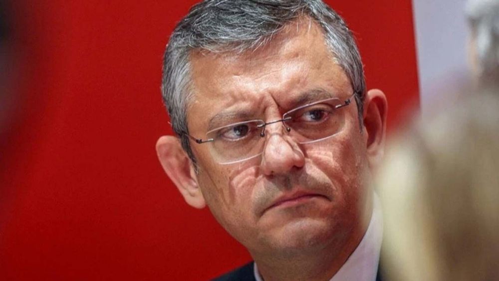 Özgür Özel'in dokunulmazlık dosyası Meclis'te: Komisyona gönderildi