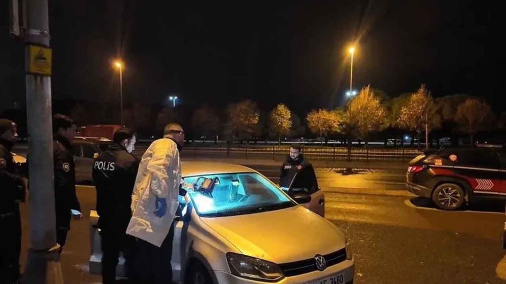 Pendik’te 100 metre arayla iki şüpheli ölüm: Otopsi raporu bekleniyor