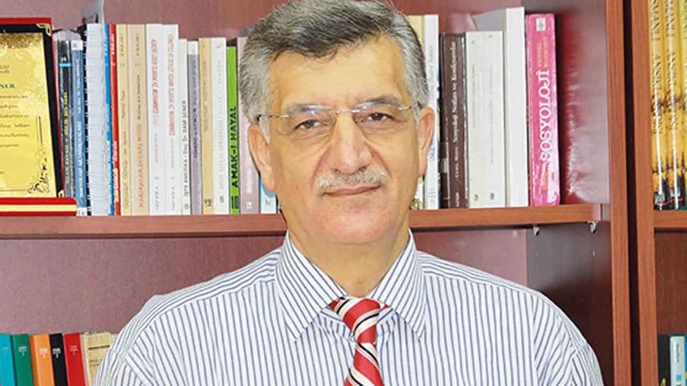 Prof. Dr. Sami Şener: Modern anlayış, ihtiyaç ve zevkler üzerine bina edilen dar bir hayat tasavvuru üretti