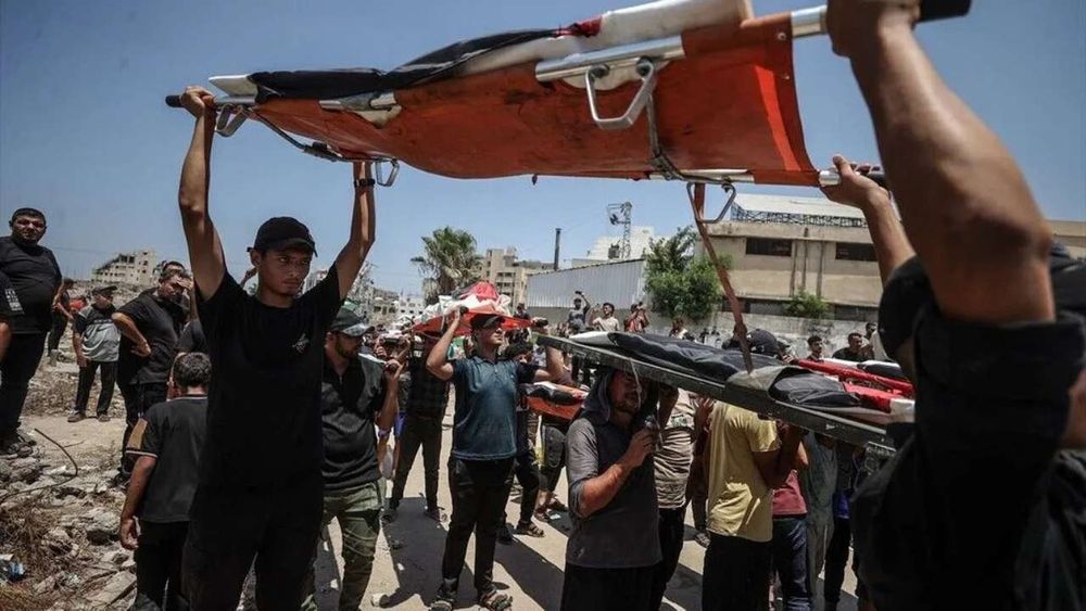 Terör devleti İsrail'in saldırısında şehid olan 112 Filistinli 3 yıl sonra enkaz altından çıkarılıp defnedildi