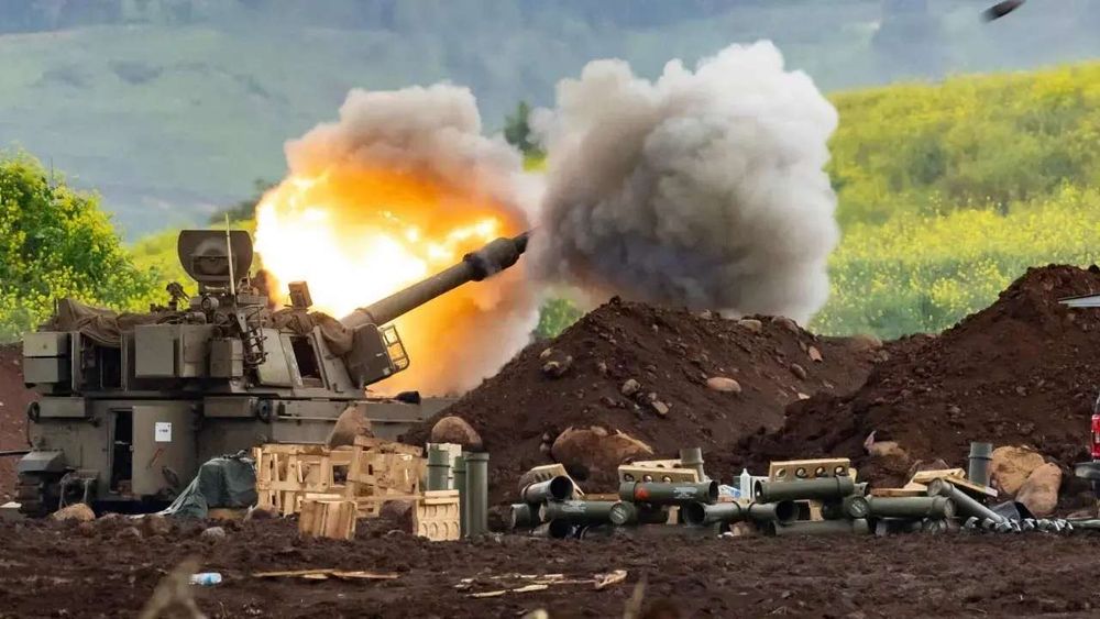 Terör devleti İsrail Suriye'nin Kuneytra ilini topçu atışlarıyla vurdu
