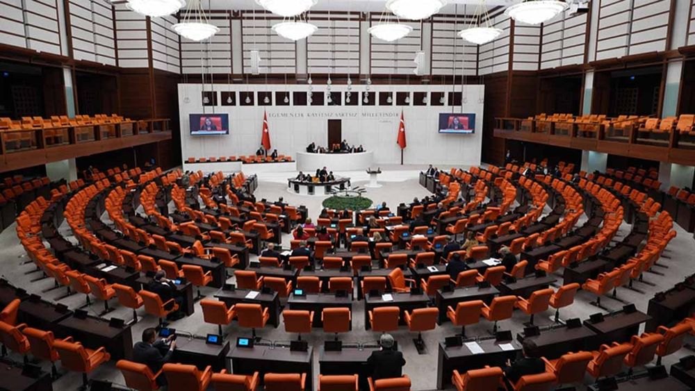 Kurtulmuş’tan “Terörsüz Türkiye” adımı: Grup başkanvekilleri toplantıya çağırdı