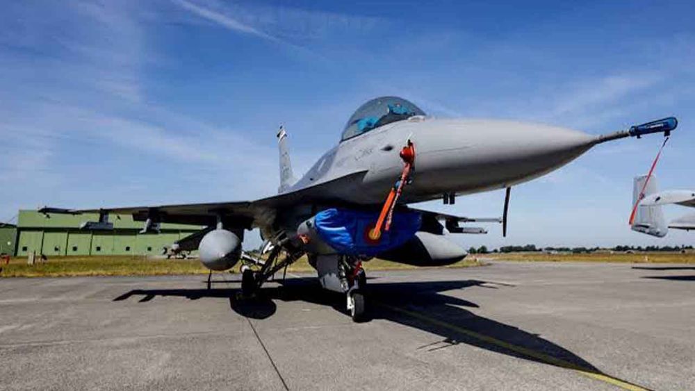 Letonya hava sahasına giren İHA, Türk F-16'ları tarafından düşürüldü