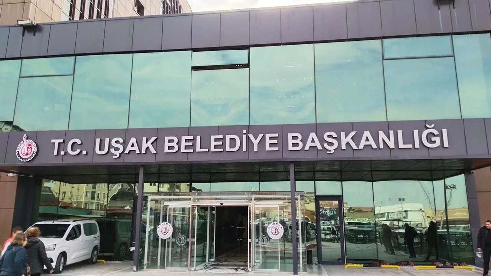 Uşak Belediyesi'ne ikinci operasyon
